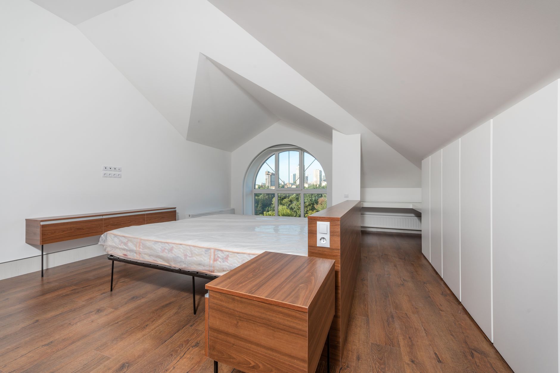 Traitement punaises de lit équipe à Saintes